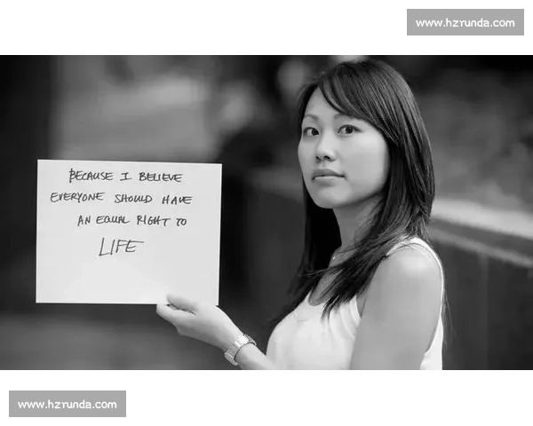 她能做到,你也能吗?做不到?点赞再走 她能做到,你也能吗?做不到?点赞再走